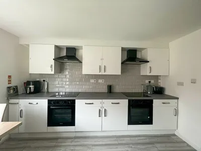 3 Rooms Available in Modern 6-Bed House – Denison Court - Thumbnail 1